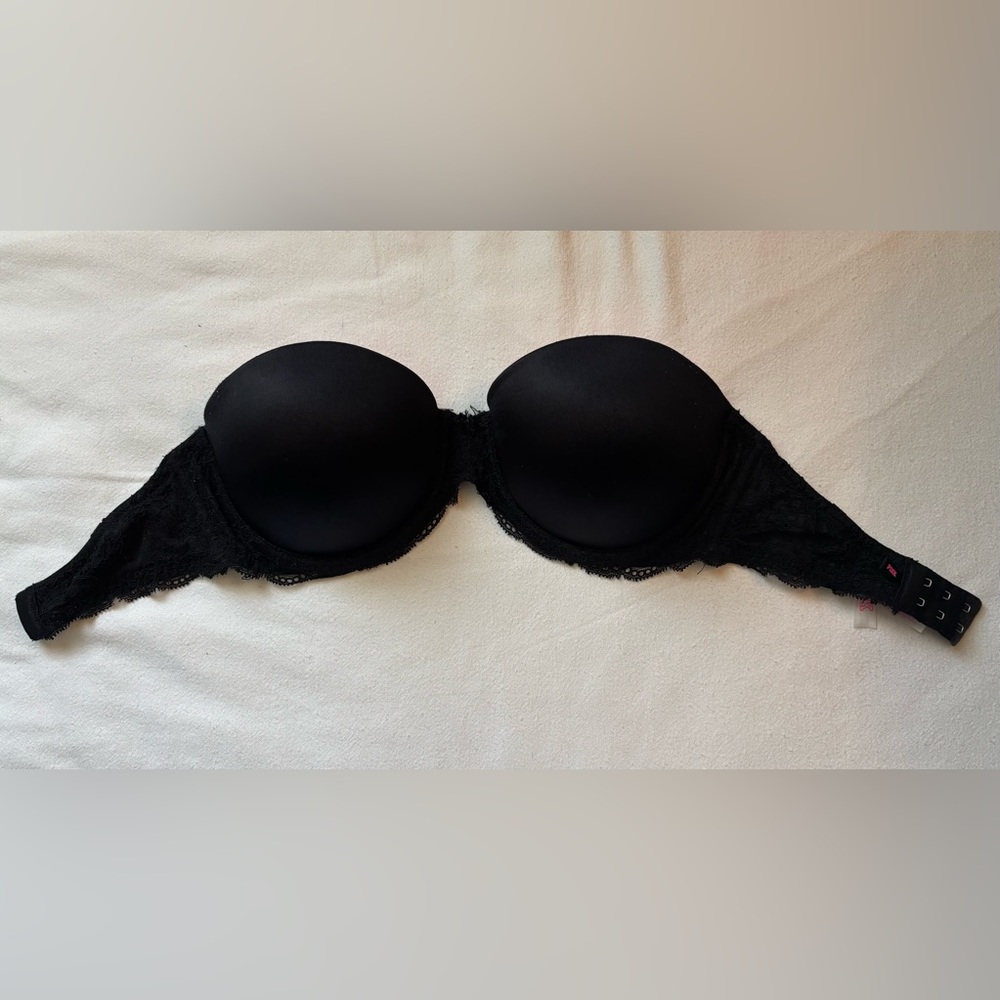 PINK Victoria's Secret Strapless Bra
